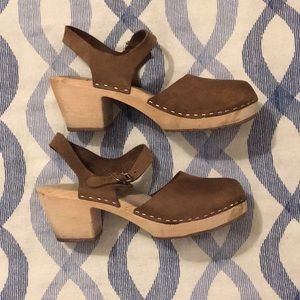 Lotta From Stockholm brown suede clogs